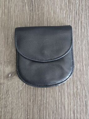 Stone Mountain Black Leather Taxi Wallet